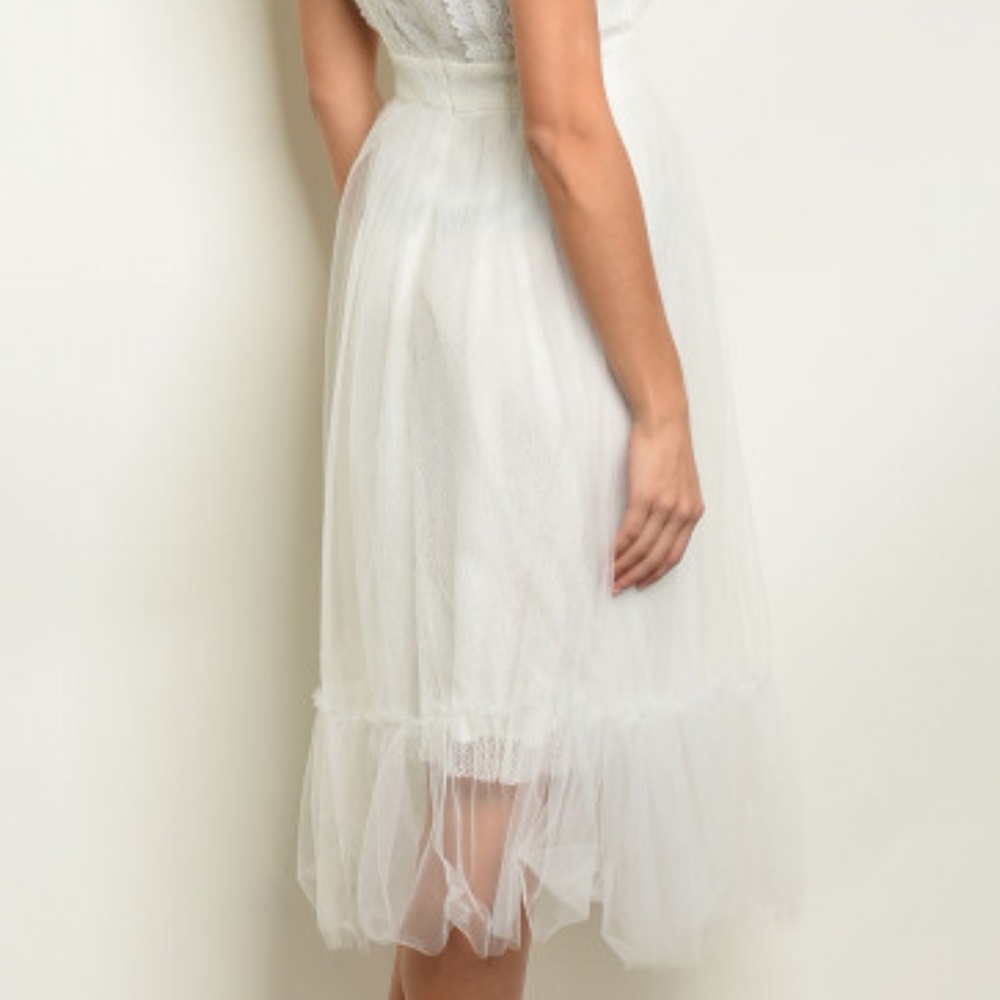 Bella's Wedding Tulle Lace Princess Midi Dress! <3 - Picture 5 of 5